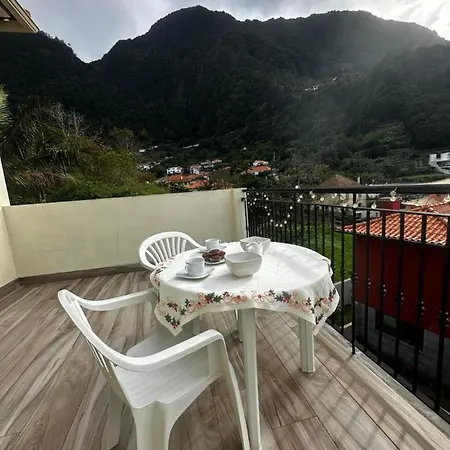 Sunset View House Hébergement de vacances Ponta Delgada (Madeira)