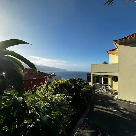 Sunset View House * Ponta Delgada (Madeira)
